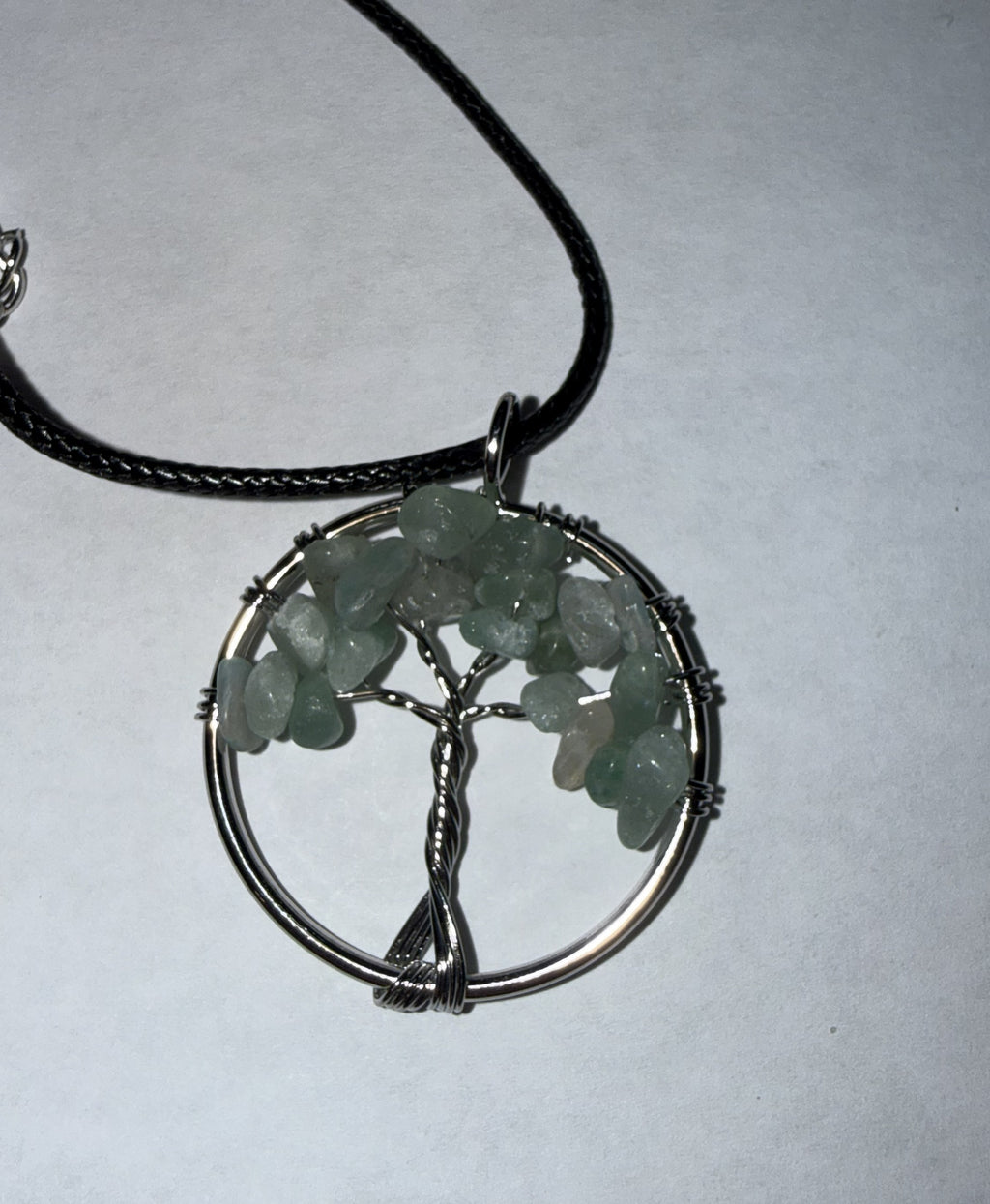 Green Natural Agate Tree of Life Circle Necklace on 18" Faux Leather Cord – Boho Spiritual Pendant Gift