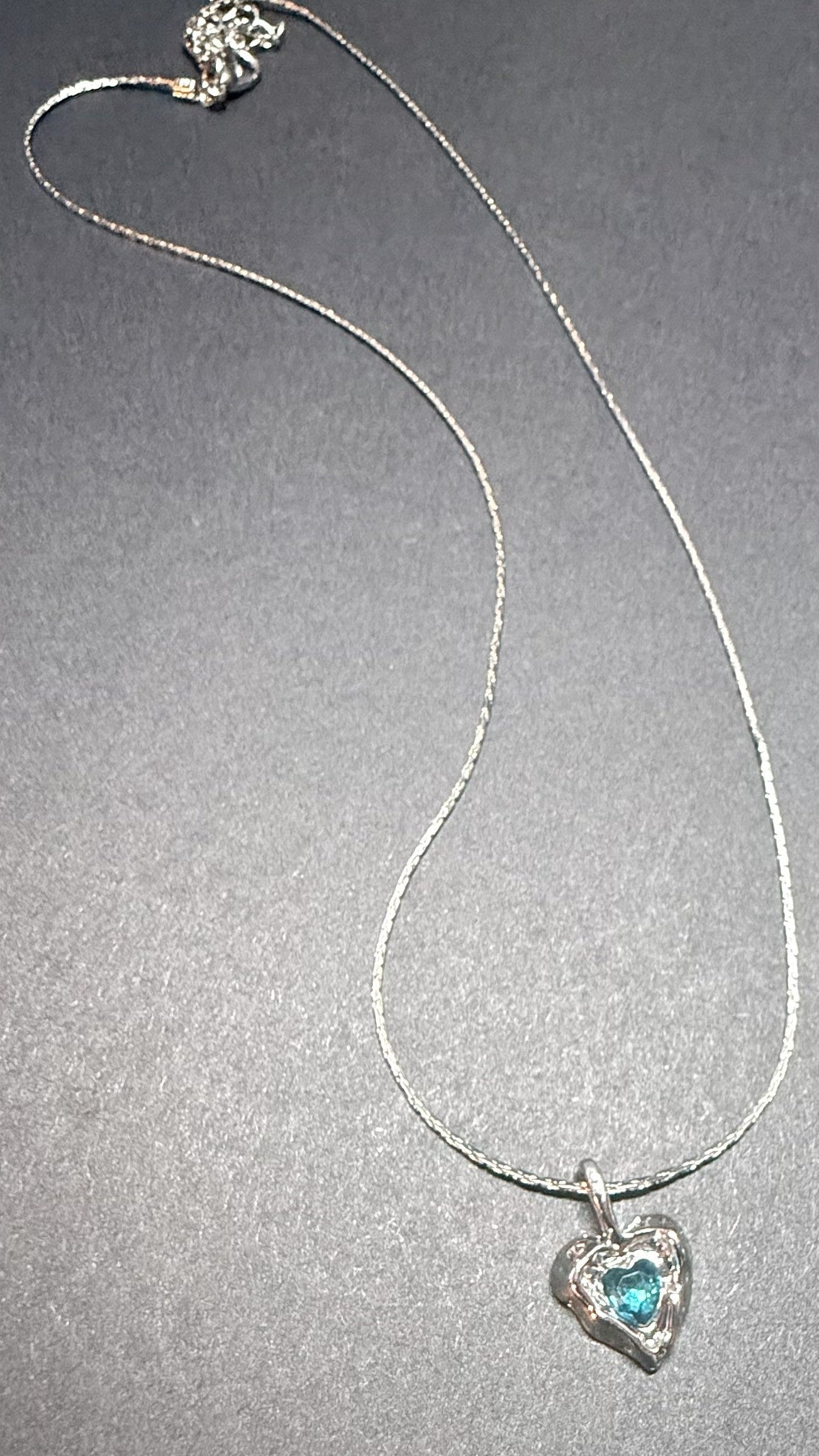 Delicate Heart Pendant Necklace – 18” Zinc Alloy Chain