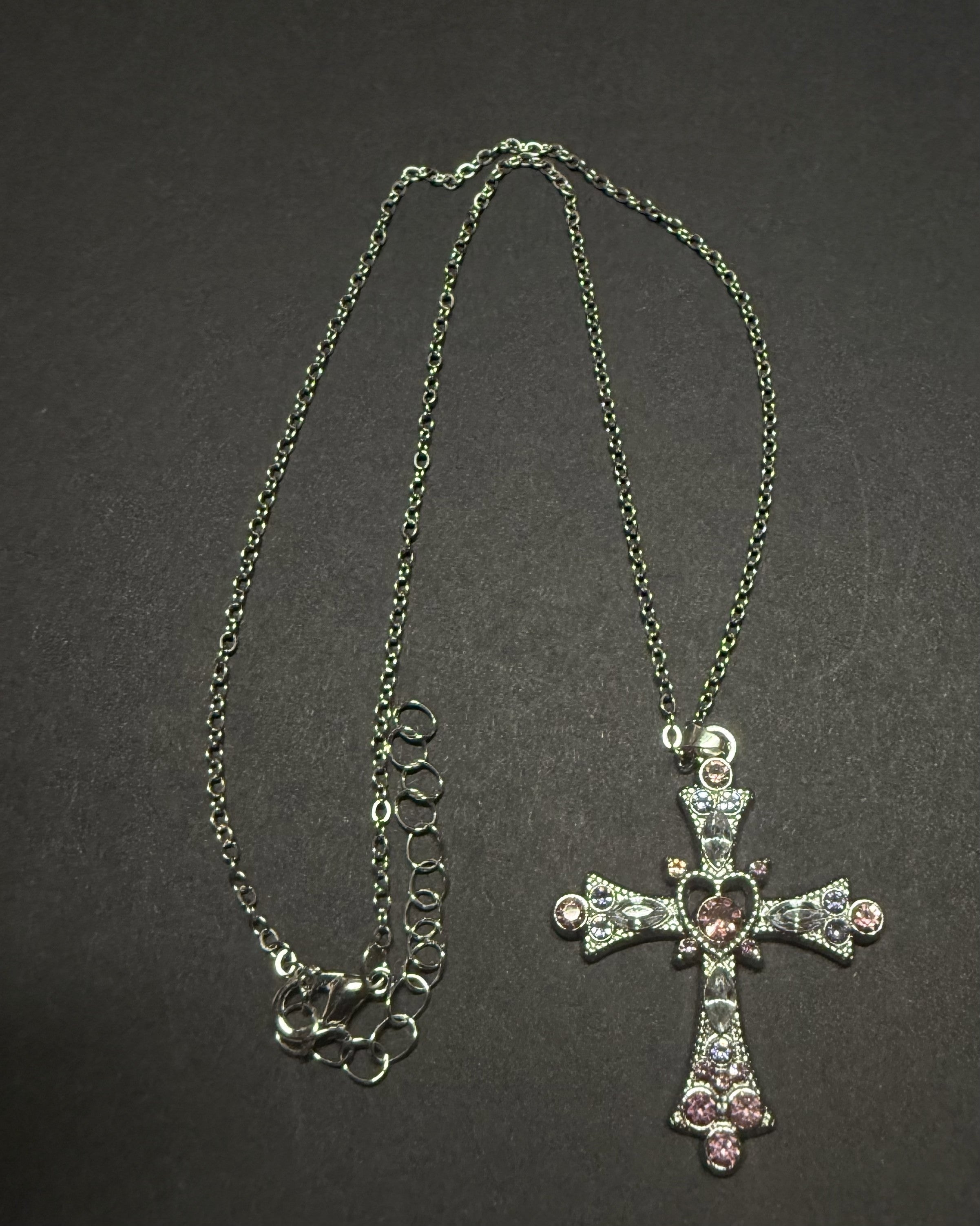 Ornate Cross Pendant Necklace – 18” Zinc Alloy Chain