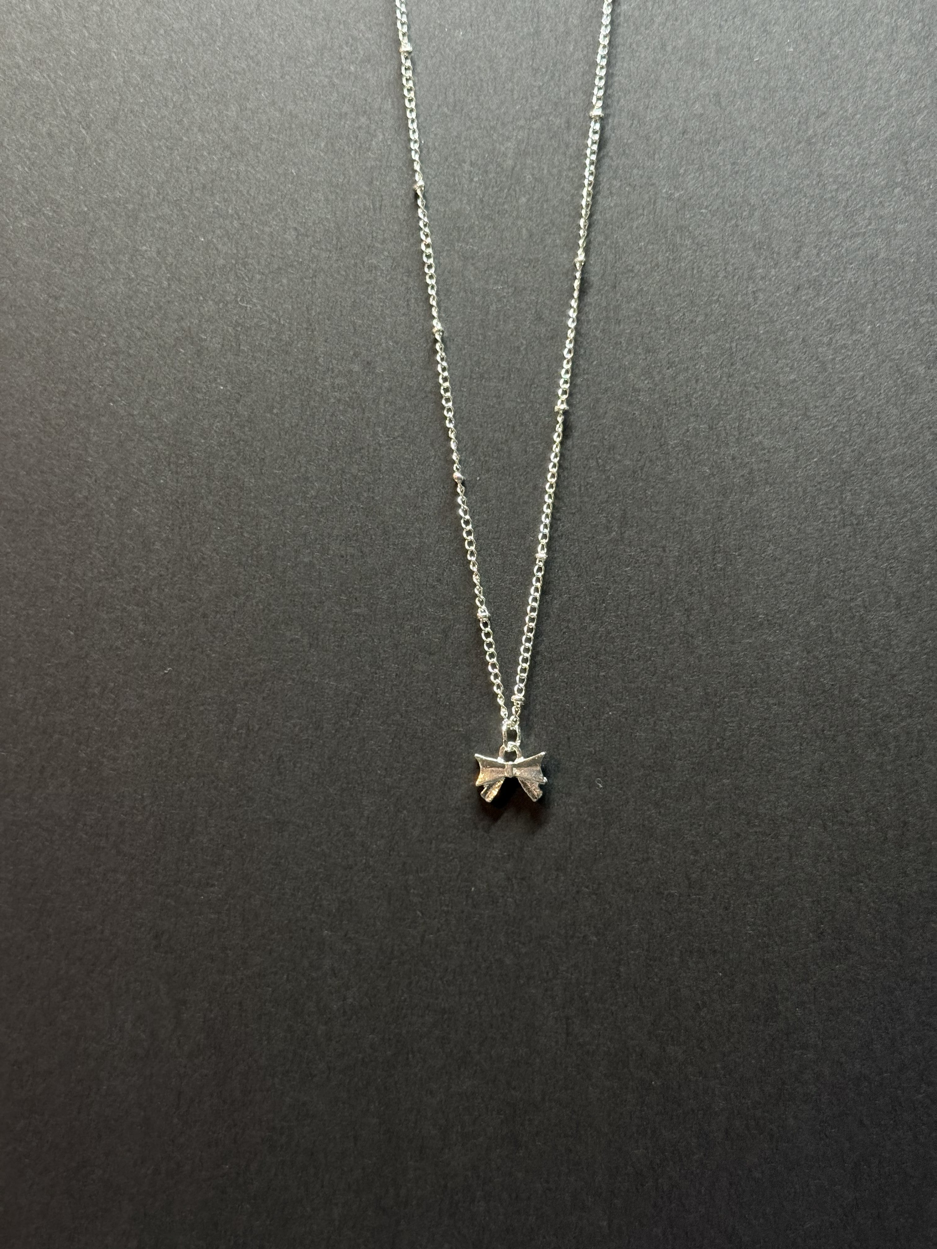 Bow Pendant Necklace – 18” Chain