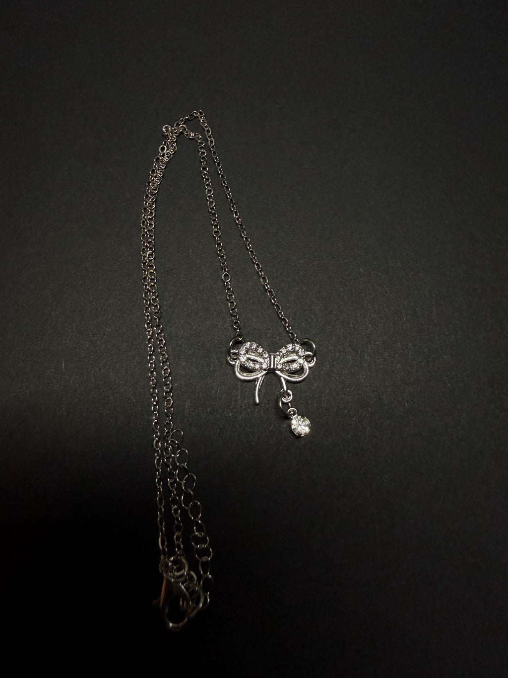 Dainty Bow Pendant Necklace – 16” Chain