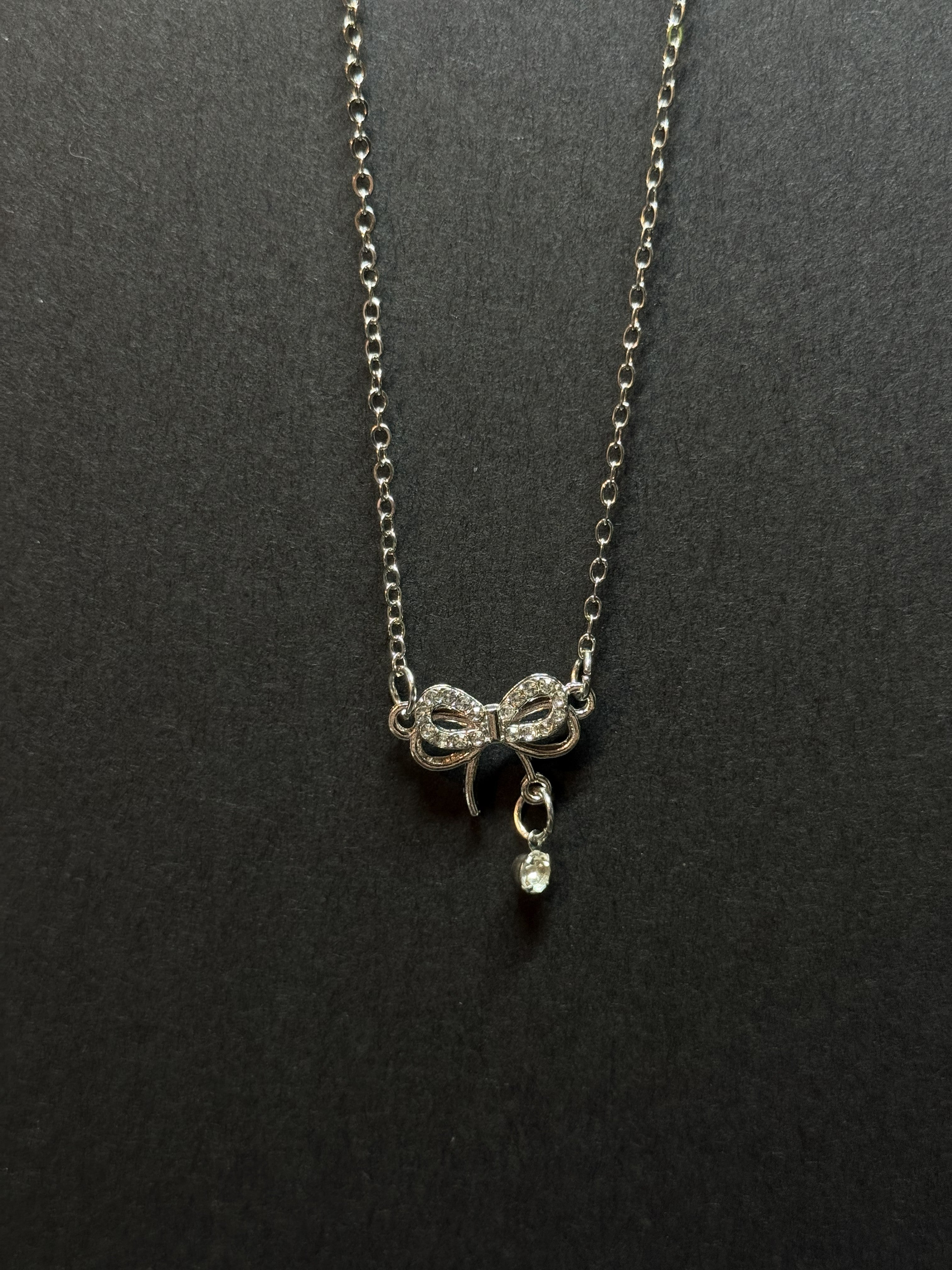 Dainty Bow Pendant Necklace – 16” Chain